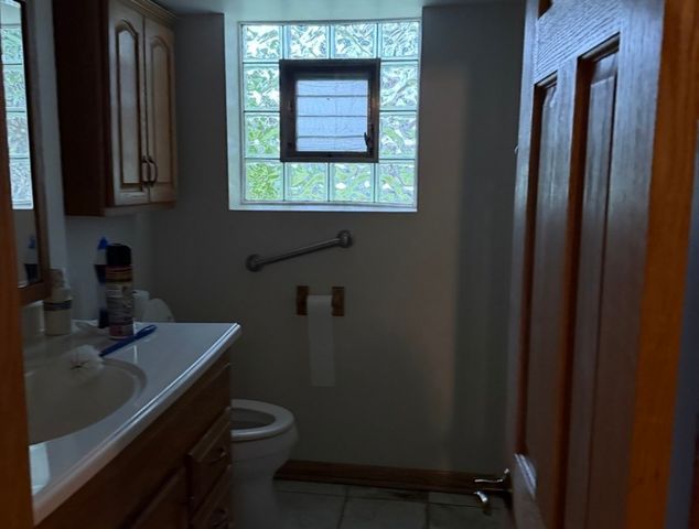 8120 Christeen Drive, Justice, IL 60458