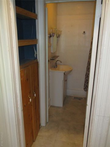 33 Bayview Terrace 1, Newburgh, NY 12550