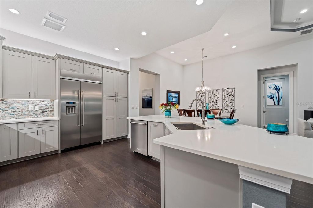 Image 17 of property listing at 10692 ROYAL CYPRESS WAY, Orlando, FL 32836