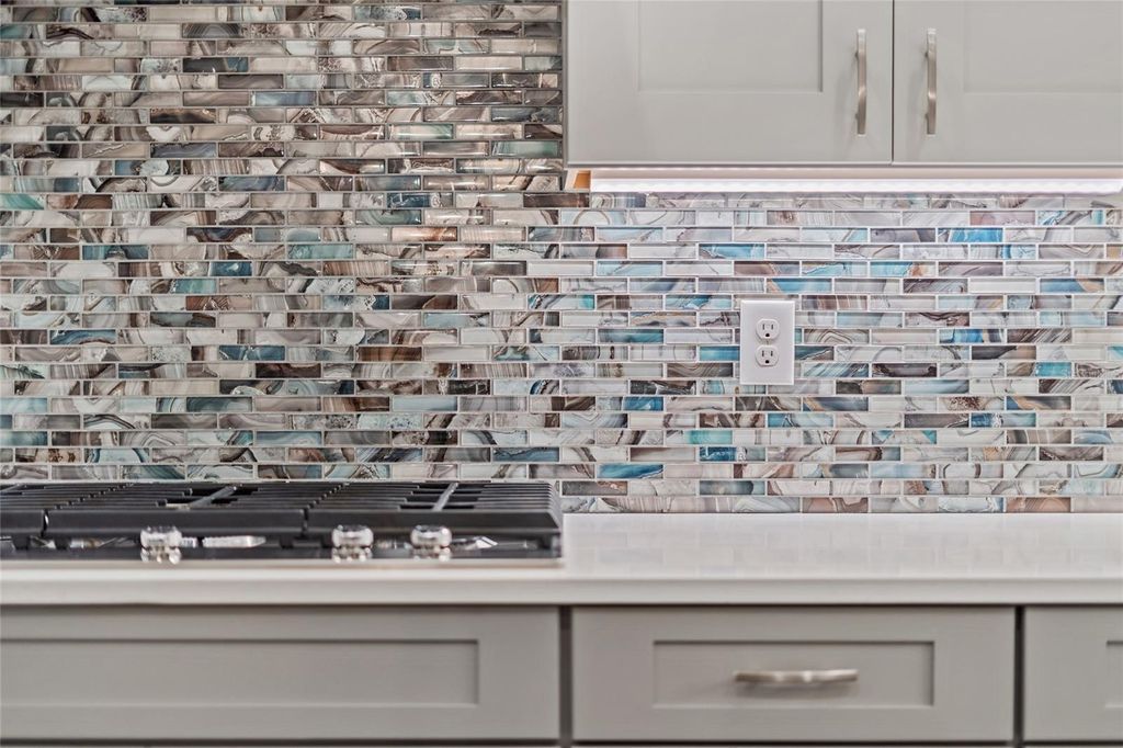 Image 20 of property listing at 10692 ROYAL CYPRESS WAY, Orlando, FL 32836