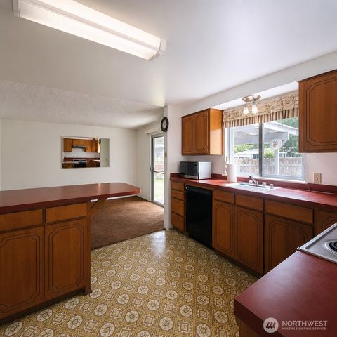 3132 SE beechcrest Court, Port Orchard, WA 98366