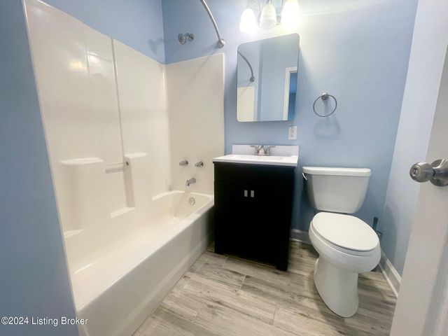 1229 S Floyd St 2, Louisville, KY 40203