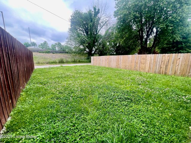 1229 S Floyd St 2, Louisville, KY 40203