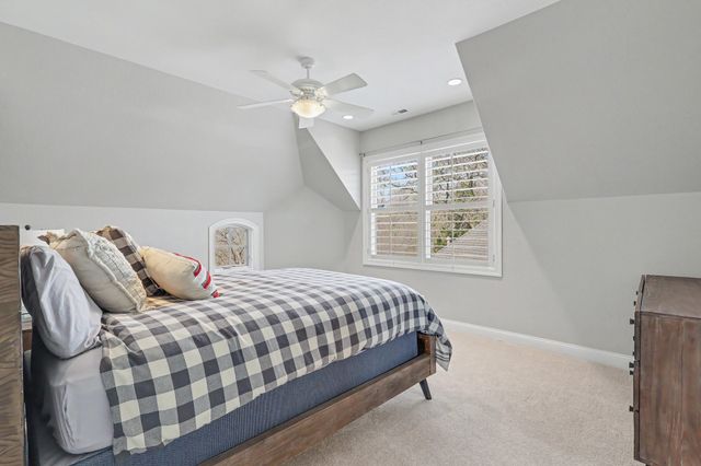 265 W Riverside Road, Ames, IA 50010