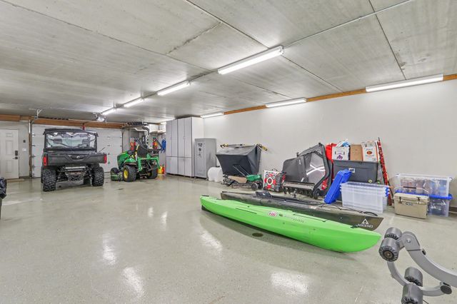 265 W Riverside Road, Ames, IA 50010