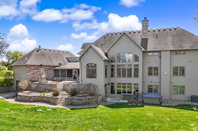 265 W Riverside Road, Ames, IA 50010