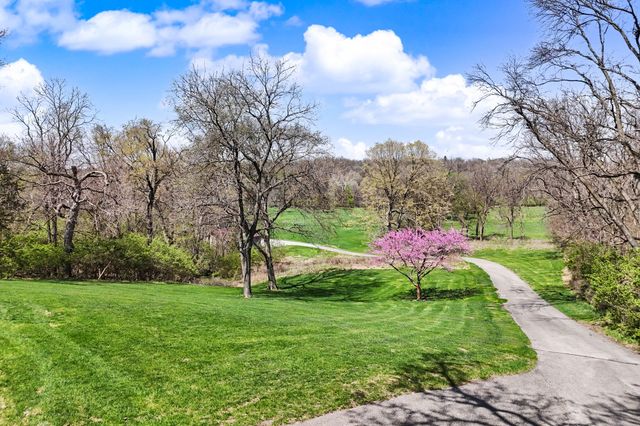 265 W Riverside Road, Ames, IA 50010