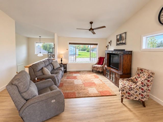 12015 39th Avenue SE, Becker, MN 55308
