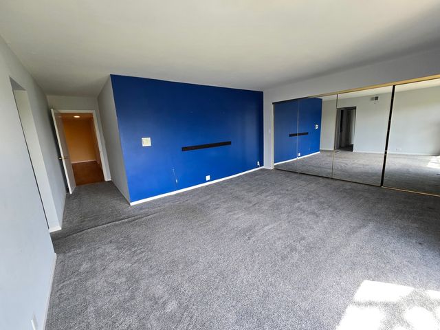 1005 Bonnie Brae Place 5F, River Forest, IL 60305