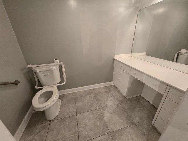 1005 Bonnie Brae Place 5F, River Forest, IL 60305