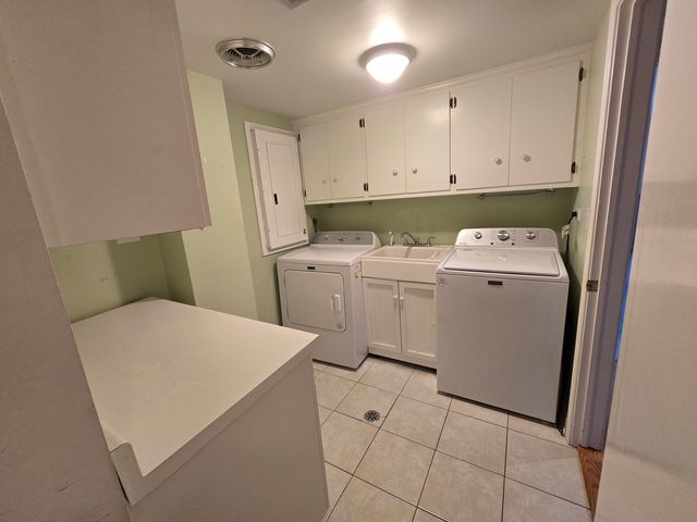 1005 Bonnie Brae Place 5F, River Forest, IL 60305