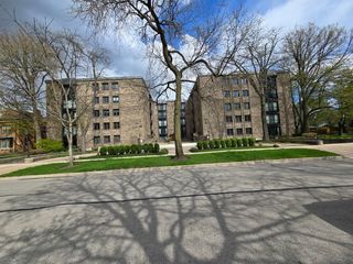 1005 Bonnie Brae Place 5F, River Forest, IL 60305