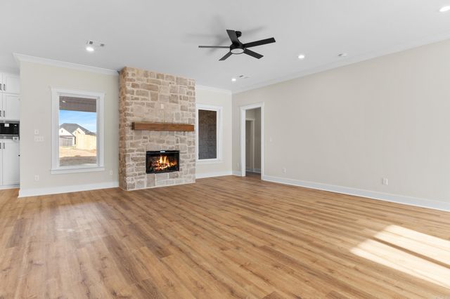 118 Corniche Lane, Maumelle, AR 72113