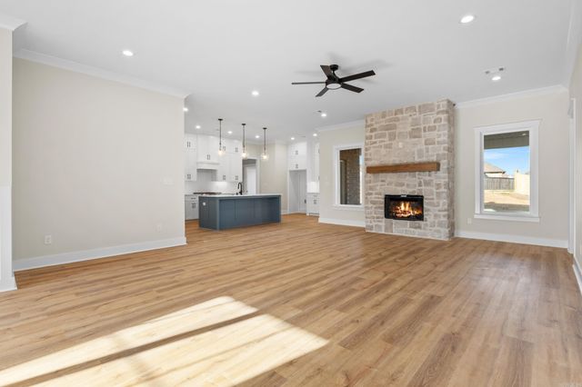 118 Corniche Lane, Maumelle, AR 72113