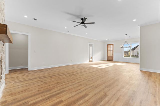 118 Corniche Lane, Maumelle, AR 72113