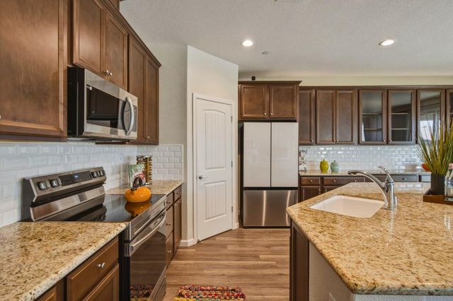 1820 Coastline Ct, Plumas Lake, CA 95961