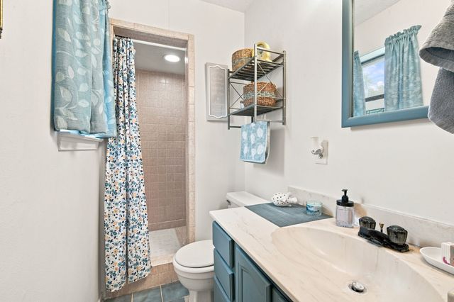 1215 Butcher Road, Waxahachie, TX 75165