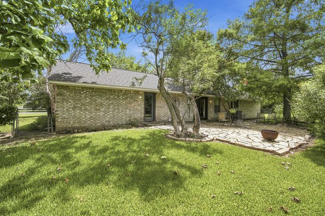 1215 Butcher Road, Waxahachie, TX 75165