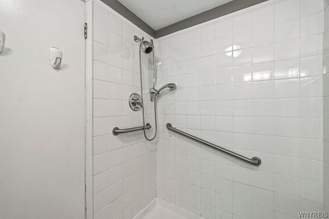 5361 Annover Road, Lewiston, NY 14092