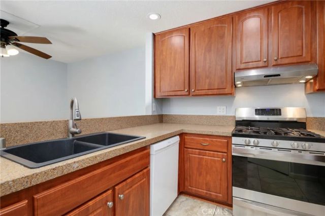 25701 View Pointe, Lake Forest, CA 92630