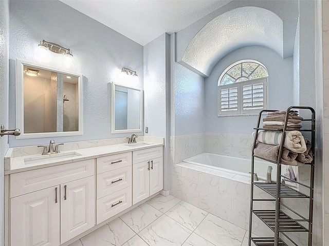 5420 FERN DRIVE, Weeki Wachee, FL 34607