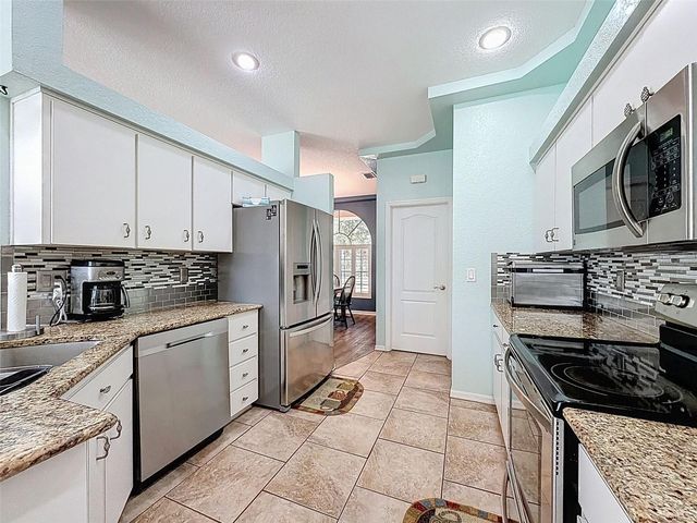 5420 FERN DRIVE, Weeki Wachee, FL 34607