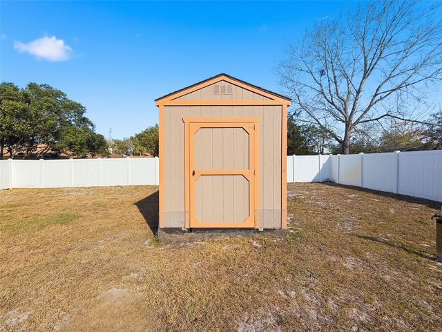 5420 FERN DRIVE, Weeki Wachee, FL 34607