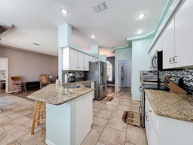 5420 FERN DRIVE, Weeki Wachee, FL 34607