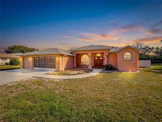 5420 FERN DRIVE, Weeki Wachee, FL 34607