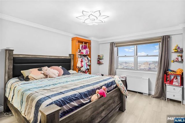 6600 Boulevard East 22J, West New York, NJ 07093