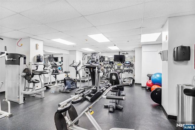 6600 Boulevard East 22J, West New York, NJ 07093