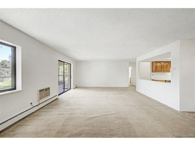 2868 S Heather Gardens Way 250-210, Aurora, CO 80014