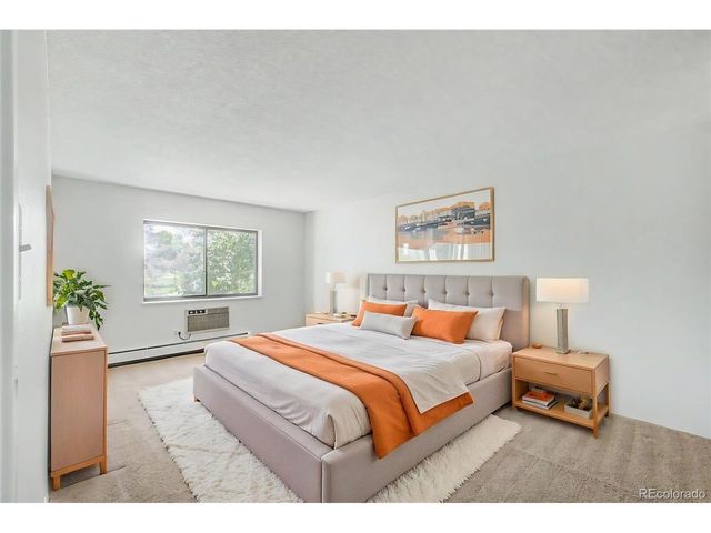 2868 S Heather Gardens Way 250-210, Aurora, CO 80014
