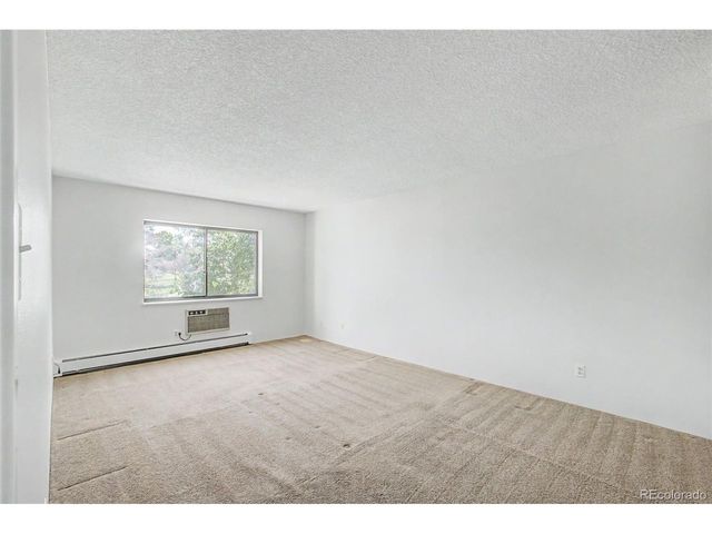 2868 S Heather Gardens Way 250-210, Aurora, CO 80014