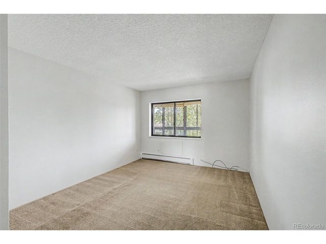 2868 S Heather Gardens Way 250-210, Aurora, CO 80014