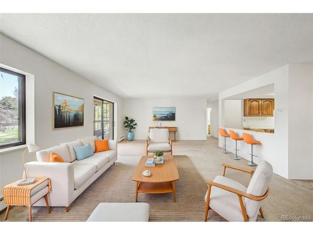 2868 S Heather Gardens Way 250-210, Aurora, CO 80014