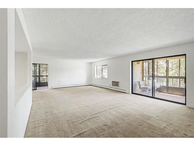 2868 S Heather Gardens Way 250-210, Aurora, CO 80014