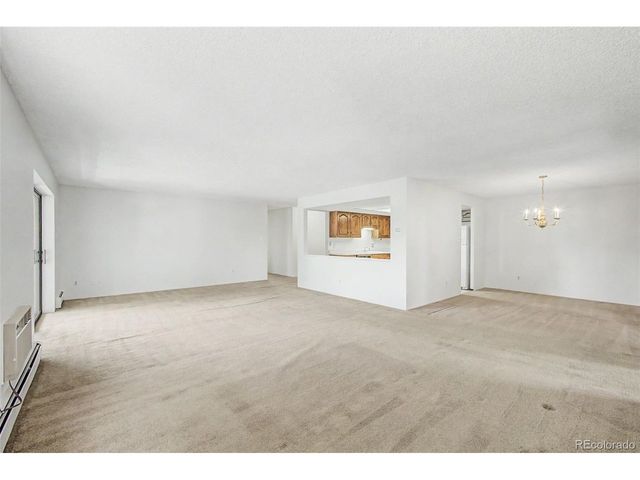 2868 S Heather Gardens Way 250-210, Aurora, CO 80014
