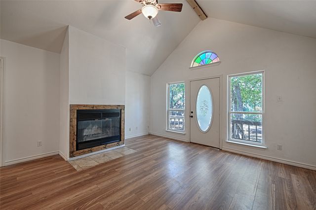1029 Shoreline Drive, West Tawakoni, TX 75474