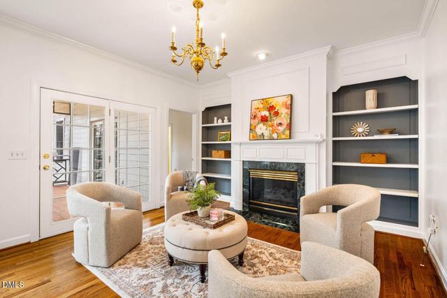 109 Oak Park Drive, Chapel Hill, NC 27517