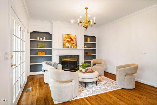 109 Oak Park Drive, Chapel Hill, NC 27517