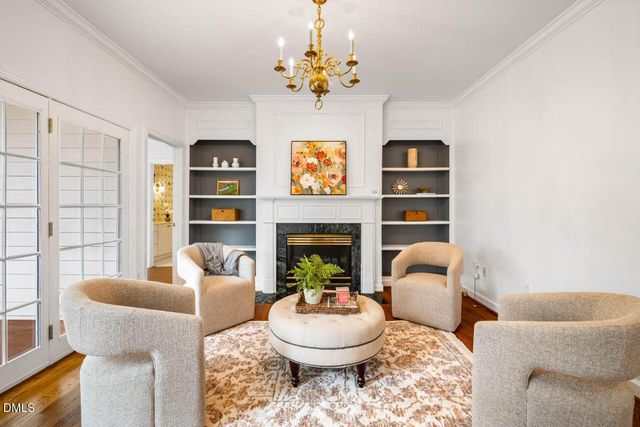 109 Oak Park Drive, Chapel Hill, NC 27517