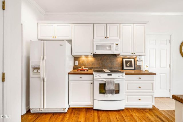 109 Oak Park Drive, Chapel Hill, NC 27517