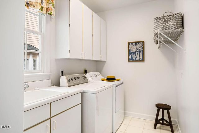 109 Oak Park Drive, Chapel Hill, NC 27517