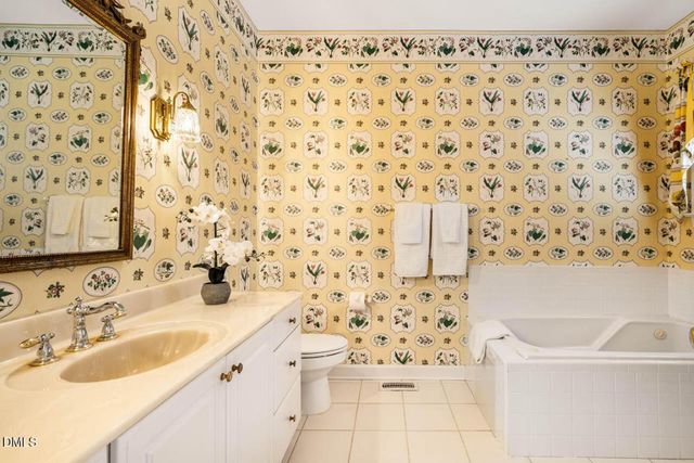 109 Oak Park Drive, Chapel Hill, NC 27517