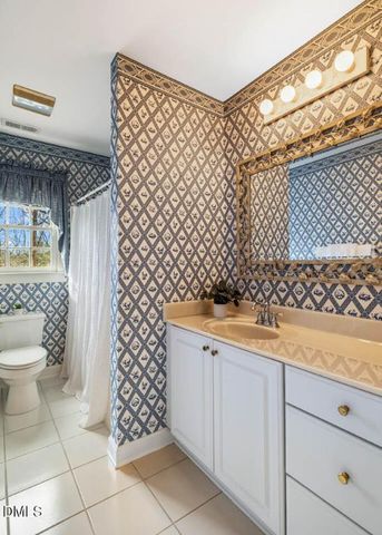 109 Oak Park Drive, Chapel Hill, NC 27517