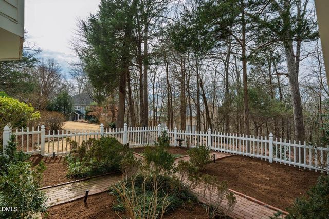 109 Oak Park Drive, Chapel Hill, NC 27517