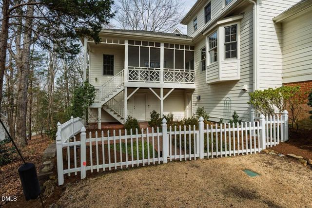 109 Oak Park Drive, Chapel Hill, NC 27517