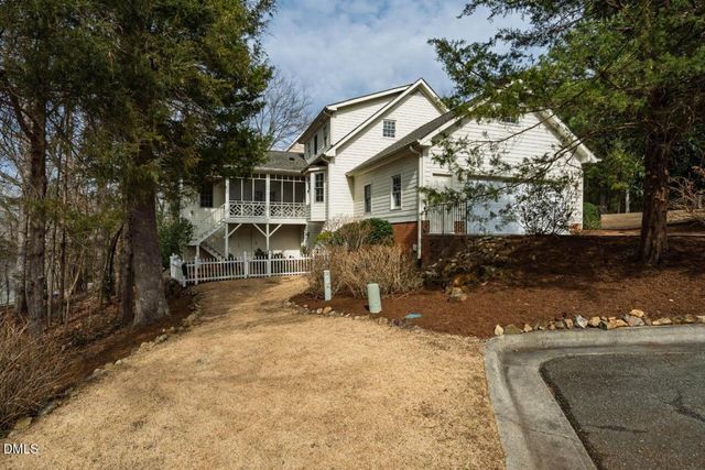 109 Oak Park Drive, Chapel Hill, NC 27517