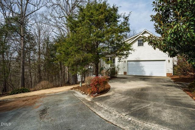 109 Oak Park Drive, Chapel Hill, NC 27517